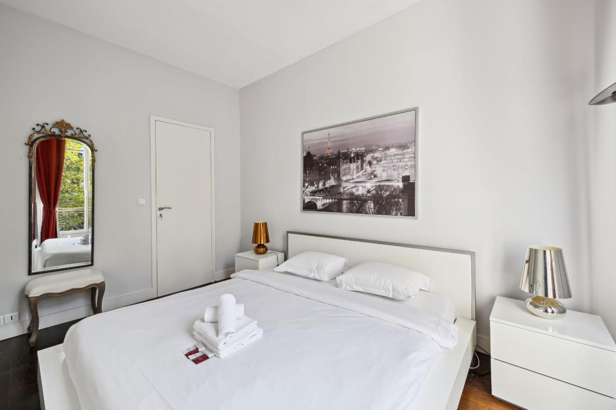 פריז Champs-Elysees & Arc De Triomphe - Cityapartmentstay מראה חיצוני תמונה