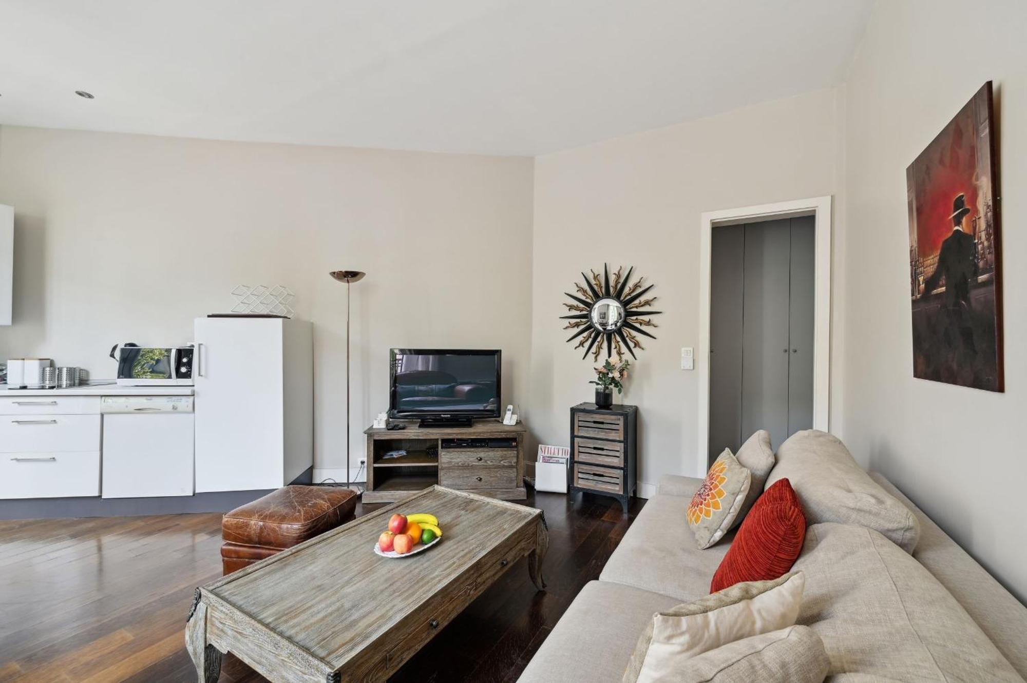 פריז Champs-Elysees & Arc De Triomphe - Cityapartmentstay מראה חיצוני תמונה